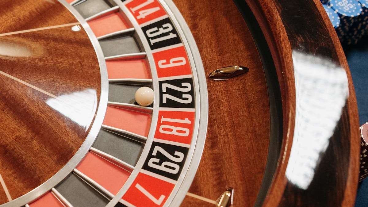 Online Roulette Strategies for Canada — Canadian player's quick reference
