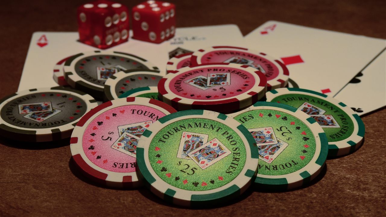 Casino chips, cards and dice, the game types a Canadian player reaches at an online casino before any verification request arrives