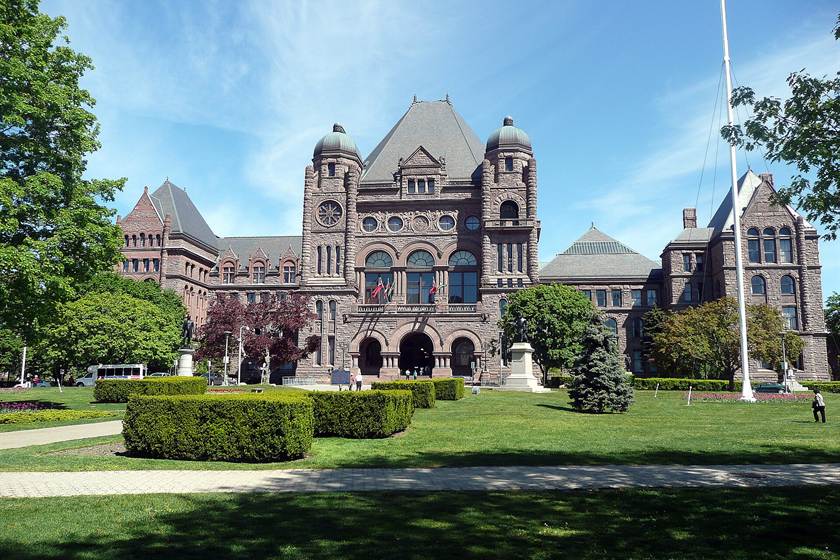 Ontario Legislative Building at Queen's Park, seat of the province that set the rules to start an online casino Canada's way