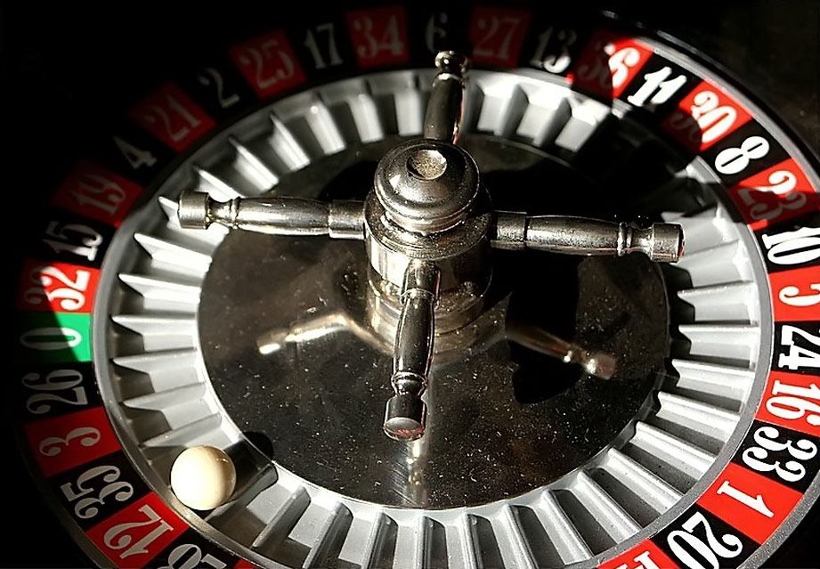 European single-zero roulette wheel with the ball settled in a pocket